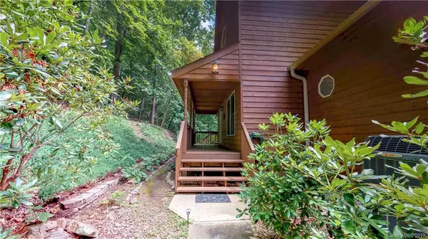 Asheville, NC 28805,309 Mountain Laurel RD