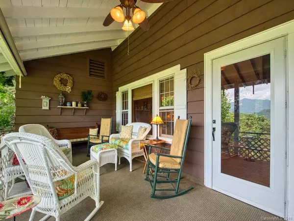 Waynesville, NC 28786,88 Breezemont DR