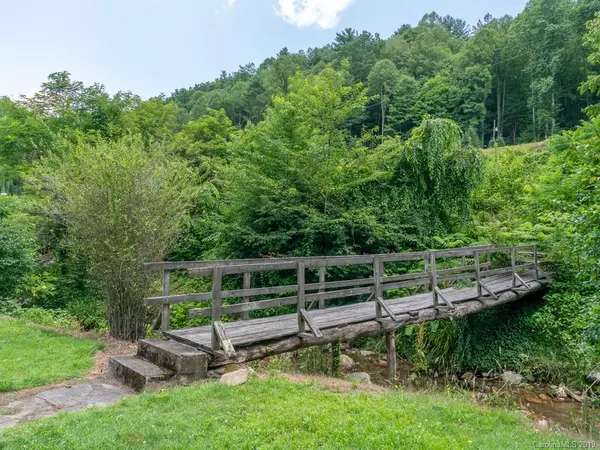 Green Mountain, NC 28714,3720 Pigeon Roost RD