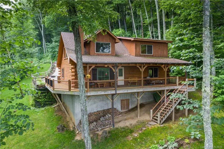 332 Gadohi TRL, Maggie Valley, NC 28751