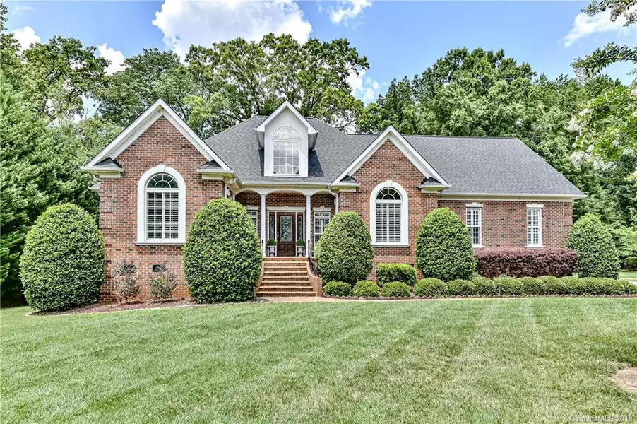 8702 Victory Gallop CT, Waxhaw, NC 28173