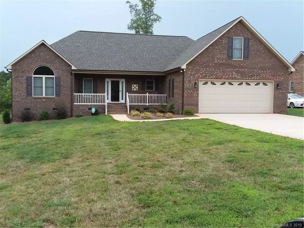 Lincolnton, NC 28092,1267 Broomsage LN