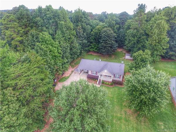 209 Laurel Creek DR, Bessemer City, NC 28016