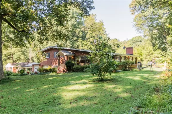 717 2nd Avenue PL NE, Conover, NC 28613