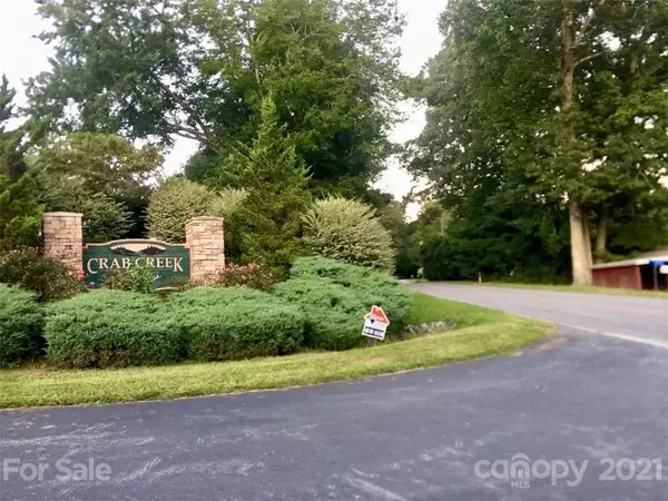 Hendersonville, NC 28739,68 Rock View CT #25