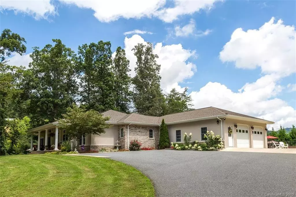 Sylva, NC 28779,228 Bonnie LN