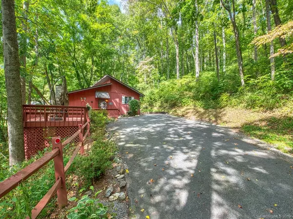 Maggie Valley, NC 28751,125 Deer Creek TRL