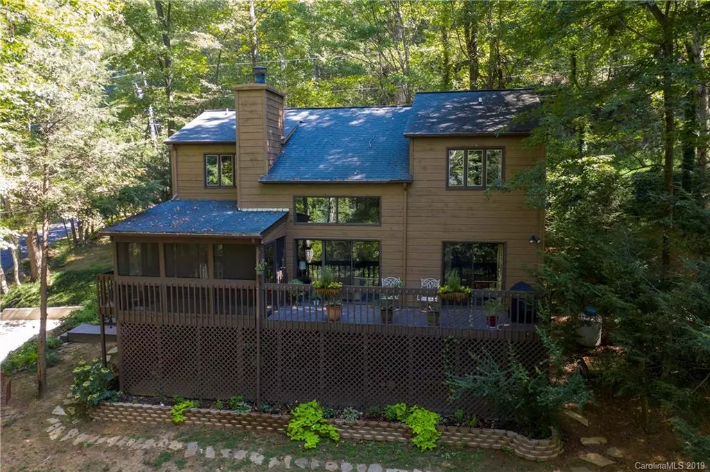 Lake Lure, NC 28746,248 White Pine DR