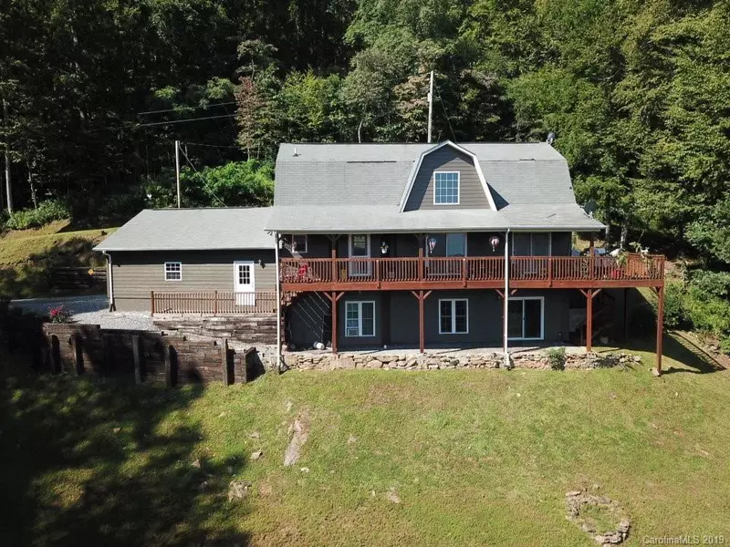 872 Cabin Ridge RD, Cullowhee, NC 28723