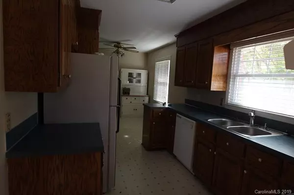 Marshville, NC 28103,945 Hasty RD