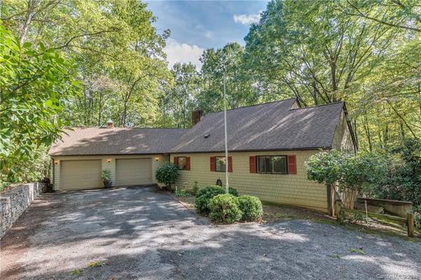 975 Mountain Laurel DR, Columbus, NC 28722