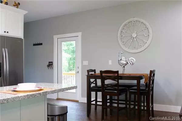 East Flat Rock, NC 28726,127 N Mapleton DR