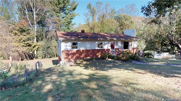 115 Chapman DR, Asheville, NC 28805