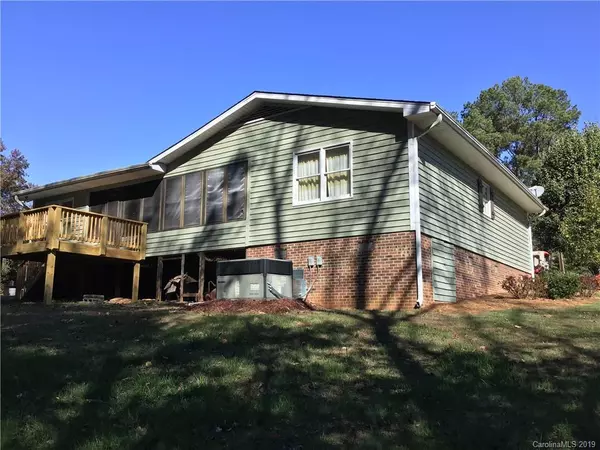 Norwood, NC 28128,416 Island Cove RD