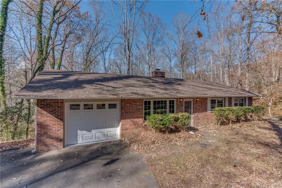 636 E Sunset DR, Hendersonville, NC 28791