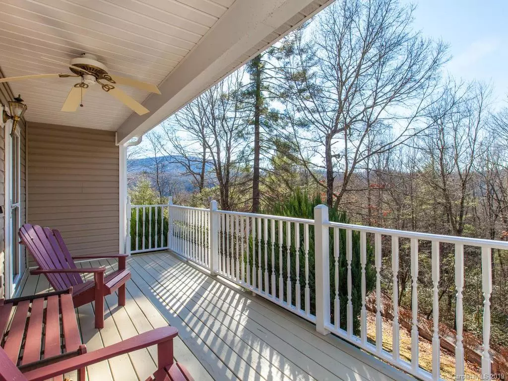 Hendersonville, NC 28739,17 Majestic TRCE