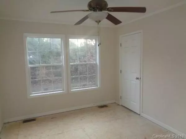 Spruce Pine, NC 28777,47 Tanglewood TRL