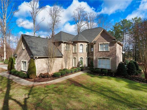 708 Cooks Cove RDG, Lake Wylie, SC 29710