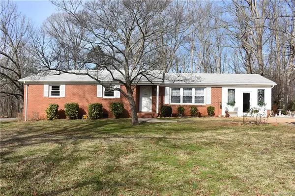 441 Sunset Memorial RD, Forest City, NC 28043