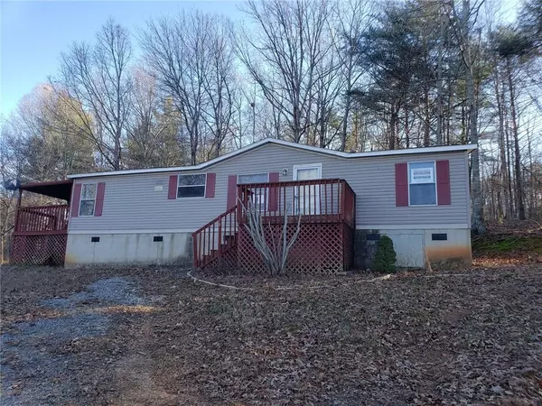 58 Mays Hideaway LN, Taylorsville, NC 28681