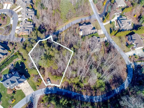 Asheville, NC 28803,9999 Village Pointe LN #37