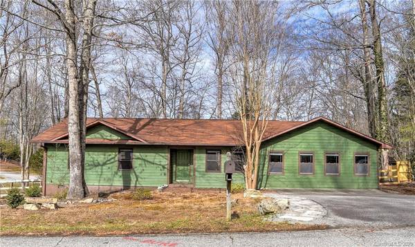 31 Rambling TRL, Hendersonville, NC 28739