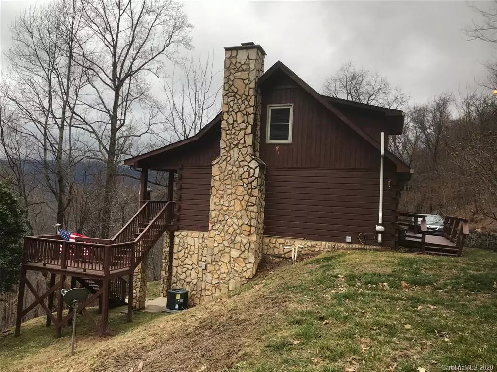 Waynesville, NC 28786,1364 Springbrook Farm RD