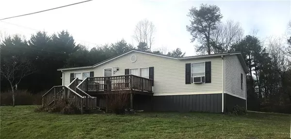 163 Mountain View DR, Taylorsville, NC 28681