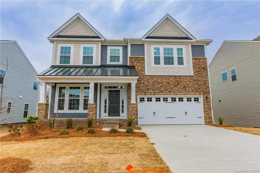 6033 Cloverdale DR, Tega Cay, SC 29708