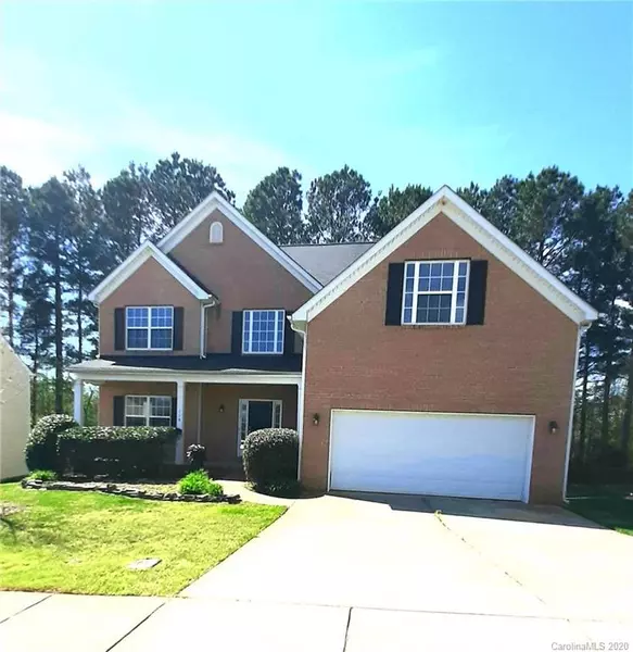 114 Carolinian DR, Statesville, NC 28677