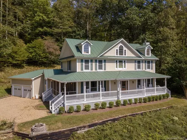 252 Martins Creek RD, Barnardsville, NC 28709