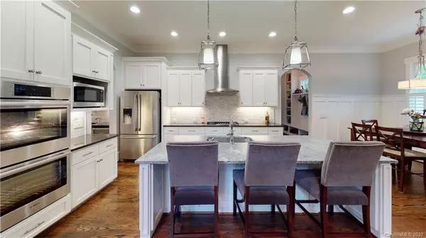 Charlotte, NC 28209,1309 Heather LN