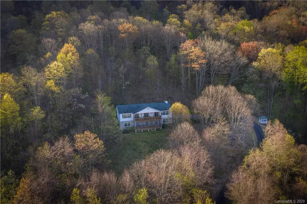 Maggie Valley, NC 28751,423 Skyway DR