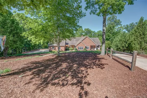 Cherryville, NC 28021,128 Ridgecrest DR