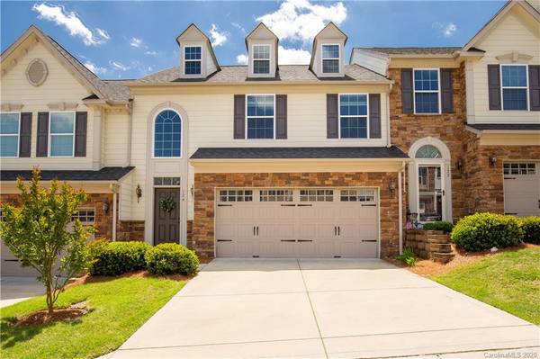 124 Inlet PT, Tega Cay, SC 29708