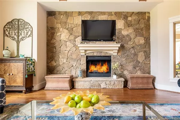 Terrell, NC 28682,3640 Waterview LN