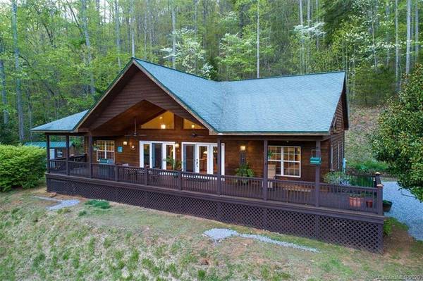 406 Timbuktu RD, Sylva, NC 28779