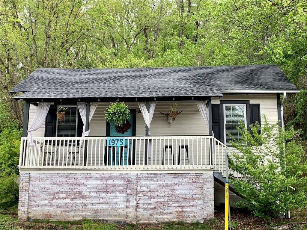 1975 Riverside DR, Asheville, NC 28804