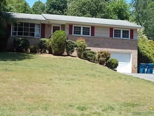 138 Wildlife Access RD, Hickory, NC 28601