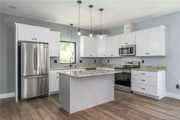 Swannanoa, NC 28778,608 Salem Heights LN
