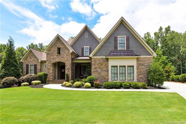 552 Quaker Meadows LN, Fort Mill, SC 29715