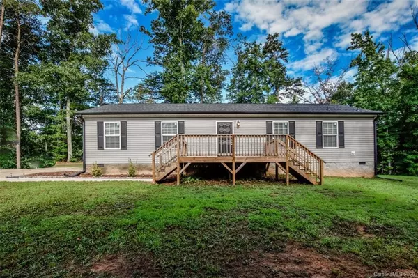 147 Cub Farm DR, Statesville, NC 28677