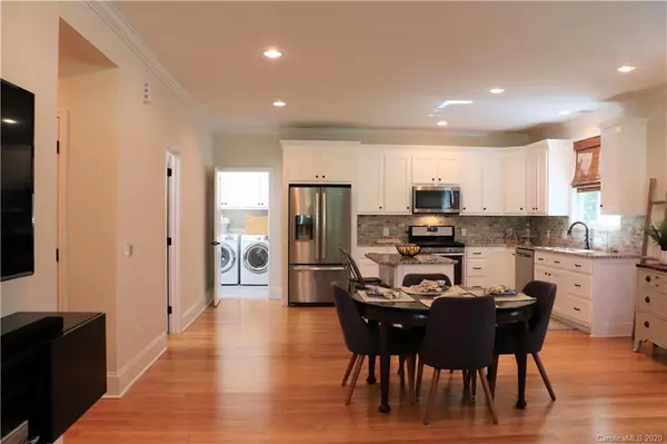 Mooresville, NC 28115,720 Carpenter AVE