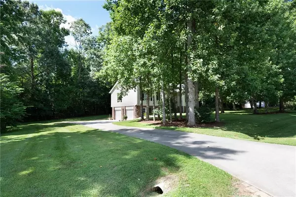 Moravian Falls, NC 28654,281 Talon DR