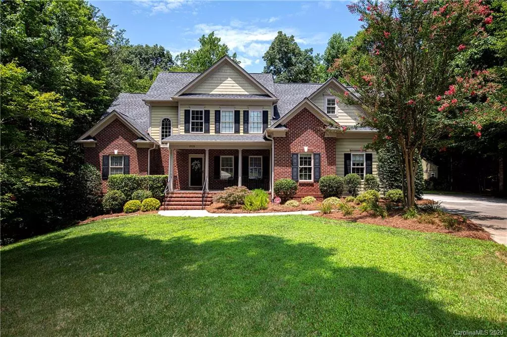 Lake Wylie, SC 29710,1918 Notchwood CT