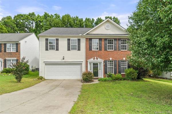 2349 Apple Glen LN, Charlotte, NC 28269