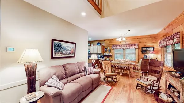 Maggie Valley, NC 28751,168 Jonathan TRL