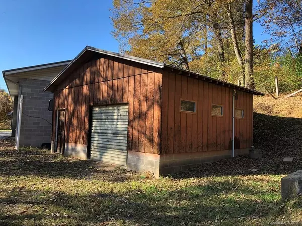 Sylva, NC 28779,146 Allison Cove RD