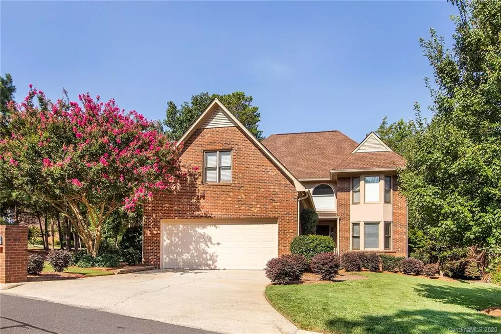 Charlotte, NC 28226,5212 Wimbleton CT