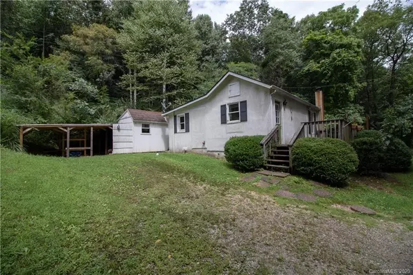 367 Sunnybrook DR, Spruce Pine, NC 28777